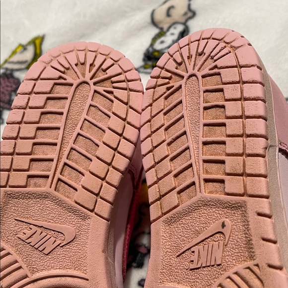 Nike Dunk Pink Athletic Shoes - Picture 12 of 13